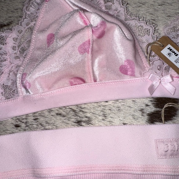 SKIMS Cherry Blossom Pink Triangle Bra + Mid Rise Brief Panty - Picture 5 of 5